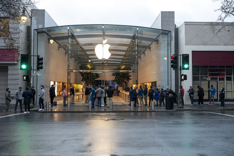 Apple lanza el casco de realidad mixta Vision Pro Apple lanza el casco de realidad mixta Vision Pro