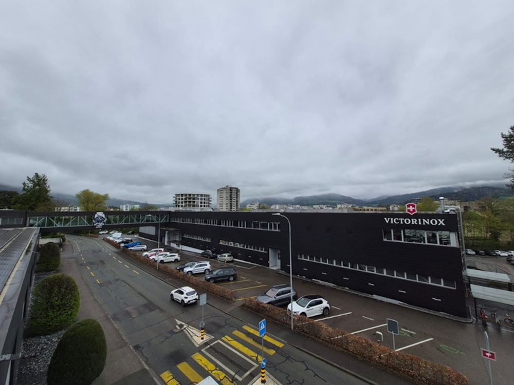 Victorinox vê Brasil sustentar alta de relógios premium, apesar de eleições e guerra Victorinox vê Brasil sustentar alta de relógios premium, apesar de eleições e guerra