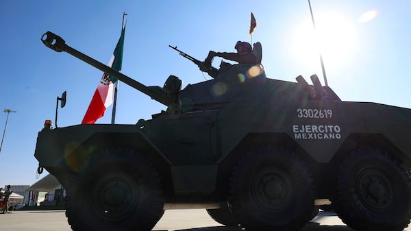 Negocios pierden US$116 millones tras operativo militar contra capo en México Negocios pierden US$116 millones tras operativo militar contra capo en México