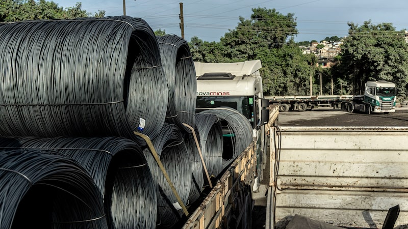 CSN Mineração busca pré-pagamento de US$ 200 mi em meio a pressão financeira do grupo CSN Mineração busca pré-pagamento de US$ 200 mi em meio a pressão financeira do grupo