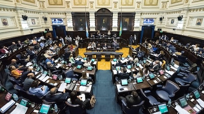 Kicillof busca aplicar alícuota del 9% de ingresos brutos a bancos que operen bonos soberanos Kicillof busca aplicar alícuota del 9% de ingresos brutos a bancos que operen bonos soberanos