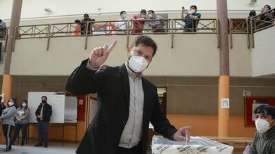 Boric, candidato da esquerda, é o novo presidente do Chile Boric, candidato da esquerda, é o novo presidente do Chile