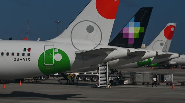 Viva y Volaris se fusionan en un acuerdo que suscita temores antimonopolio Viva y Volaris se fusionan en un acuerdo que suscita temores antimonopolio