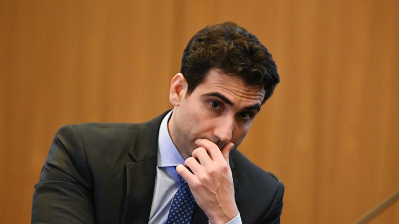 Ibovespa recua após ata do Copom e dados de emprego dos EUA; dólar sobe a R$ 5,44 Ibovespa recua após ata do Copom e dados de emprego dos EUA; dólar sobe a R$ 5,44