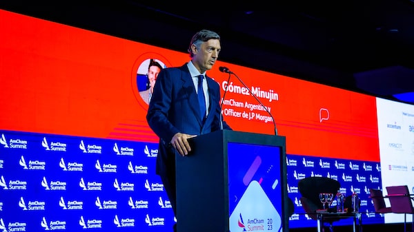 Argentina está “al borde de una nueva crisis”, según Gomez Minujín de JPMorgan Argentina está “al borde de una nueva crisis”, según Gomez Minujín de JPMorgan