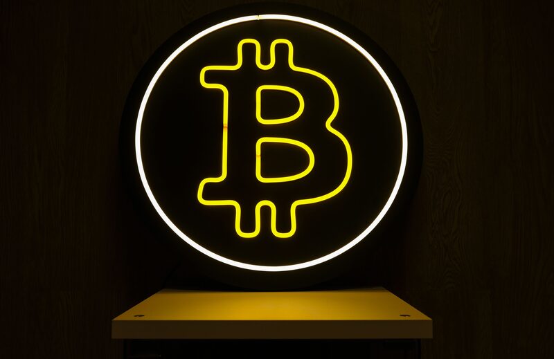 El coeficiente de correlación a 30 días para el Bitcoin y el índice MSCI de acciones mundiales está cayendo hacia menos 0,20, un hecho poco habitual. El coeficiente de correlación a 30 días para el Bitcoin y el índice MSCI de acciones mundiales está cayendo hacia menos 0,20, un hecho poco habitual.