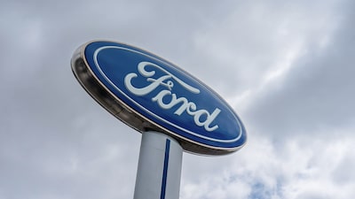 Ford asumirá US$19.500 millones en gastos relacionados con renovación de vehículos eléctricos Ford asumirá US$19.500 millones en gastos relacionados con renovación de vehículos eléctricos