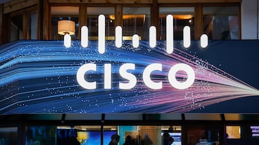 Cisco se dispara hasta un 19% tras elevar previsión de ventas y anunciar despidos por la IA Cisco se dispara hasta un 19% tras elevar previsión de ventas y anunciar despidos por la IA