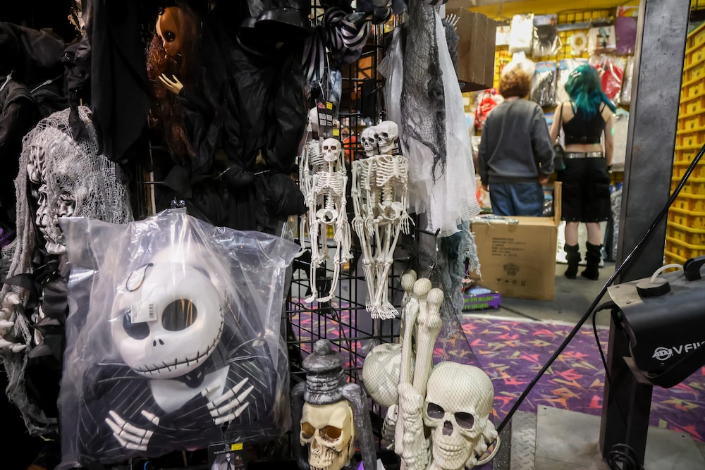 Economy Not Scaring Americans From Record Spending On Halloween Economy Not Scaring Americans From Record Spending On Halloween