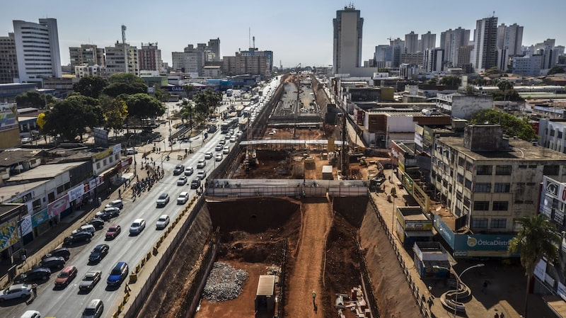 Via expressa subterrânea em construção em Tabatinga, no interior de São Paulo (Foto: Dado Galdieri/ Bloomberg) Via expressa subterrânea em construção em Tabatinga, no interior de São Paulo (Foto: Dado Galdieri/ Bloomberg)
