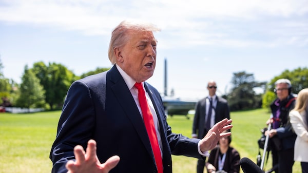 Ibovespa cai após Trump rejeitar contraproposta do Irã; dólar recua a R$ 4,88 Ibovespa cai após Trump rejeitar contraproposta do Irã; dólar recua a R$ 4,88