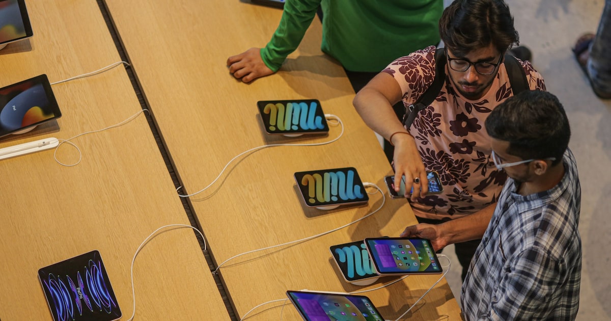 Apple Action has had its biggest fall since April 2025 after rising its iPad and Mac prices