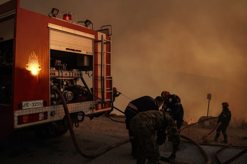 Un incendio en Grecia Un incendio en Grecia