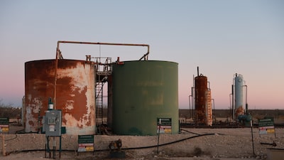 El petróleo repunta por ataques de Irán a infraestructura energética en Medio Oriente El petróleo repunta por ataques de Irán a infraestructura energética en Medio Oriente