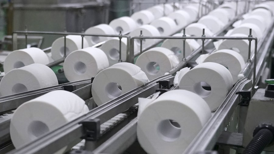 Incendio destruye almacén de papel higiénico en EE.UU.; un empleado es arrestado Incendio destruye almacén de papel higiénico en EE.UU.; un empleado es arrestado