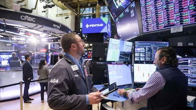 Wall Street cae mientras el repunte del petróleo opaca el dato de inflación en EE.UU. Wall Street cae mientras el repunte del petróleo opaca el dato de inflación en EE.UU.