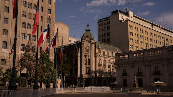 Chile iniciará 2026 con emisión internacional de bonos en dólares y euros Chile iniciará 2026 con emisión internacional de bonos en dólares y euros