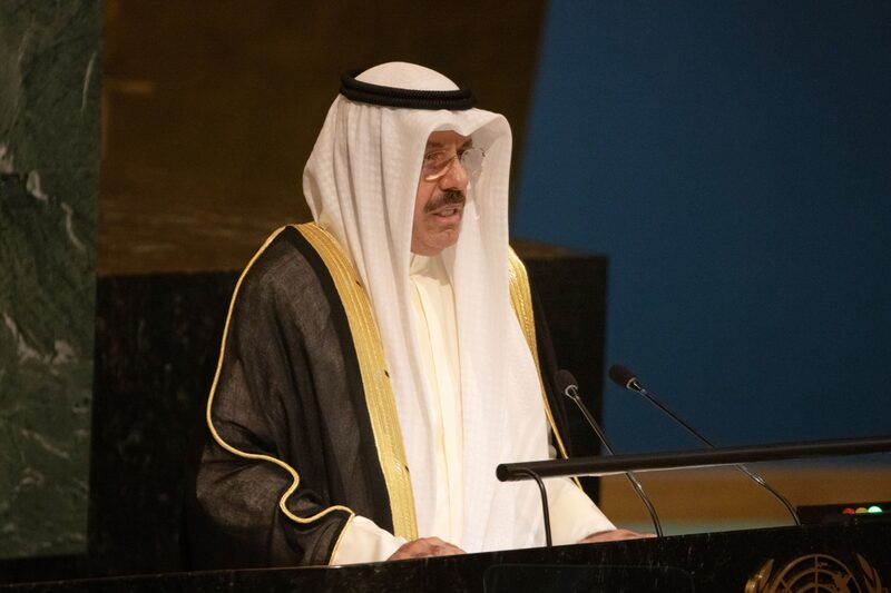 El jeque Ahmad Nawaf Al-Ahmad Al-Sabah, primer ministro de Kuwait, habla durante la Asamblea General de las Naciones Unidas (AGNU) en Nueva York, Estados Unidos, el jueves 22 de septiembre de 2022. Estados Unidos y sus aliados tuvieron una nueva oportunidad de convertir a Vladimir Putin en un paria aislado en la escena mundial con la reunión de esta semana de los líderes mundiales en Nueva York, incluso cuando las Naciones Unidas no han logrado detener o incluso frenar la guerra de Rusia en Ucrania. Fotógrafo: Jeenah Moon/Bloomberg El jeque Ahmad Nawaf Al-Ahmad Al-Sabah, primer ministro de Kuwait, habla durante la Asamblea General de las Naciones Unidas (AGNU) en Nueva York, Estados Unidos, el jueves 22 de septiembre de 2022. Estados Unidos y sus aliados tuvieron una nueva oportunidad de convertir a Vladimir Putin en un paria aislado en la escena mundial con la reunión de esta semana de los líderes mundiales en Nueva York, incluso cuando las Naciones Unidas no han logrado detener o incluso frenar la guerra de Rusia en Ucrania. Fotógrafo: Jeenah Moon/Bloomberg