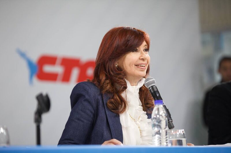 Cristina Kirchner: “Presidencia Provisional del Senado y Diputados le corresponden a La Libertad Avanza” Cristina Kirchner: “Presidencia Provisional del Senado y Diputados le corresponden a La Libertad Avanza”