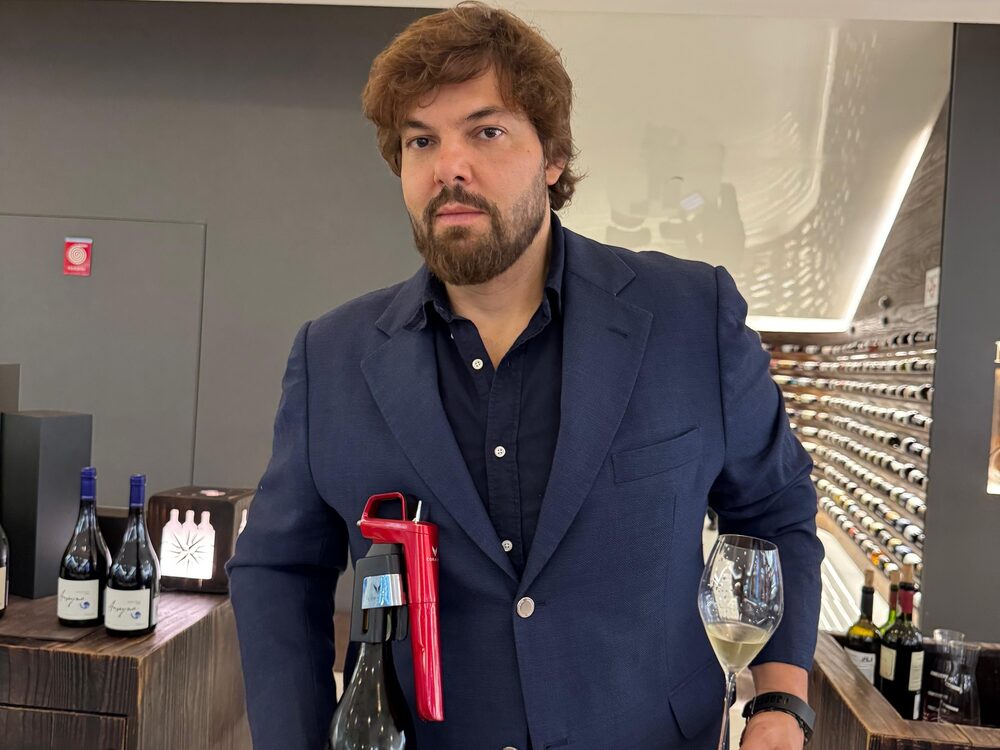 Ferran Collell Caralt, representante da marca Coravin na América do Sul Ferran Collell Caralt, representante da marca Coravin na América do Sul