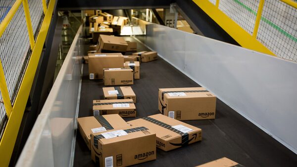 Amazon sube con plan de dividir acciones y recomprar hasta US$10.000 millones Amazon sube con plan de dividir acciones y recomprar hasta US$10.000 millones