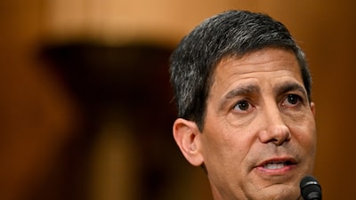 Economistas retrasan expectativa de recortes de tasas de la Fed hasta 2027, según encuesta Economistas retrasan expectativa de recortes de tasas de la Fed hasta 2027, según encuesta