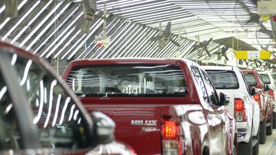 Por que a Toyota é a maior vítima no Japão das tarifas da guerra comercial de Trump Por que a Toyota é a maior vítima no Japão das tarifas da guerra comercial de Trump