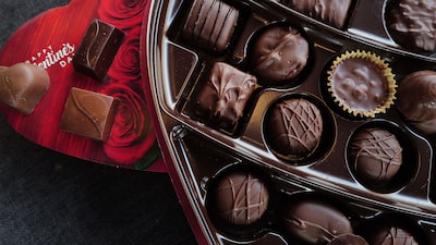 El San Valentín resultó amargo para los chocolateros por precios récord del cacao El San Valentín resultó amargo para los chocolateros por precios récord del cacao
