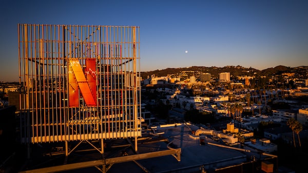 Como a Netflix superou a Paramount e a Comcast na compra da Warner por US$ 72 bilhões Como a Netflix superou a Paramount e a Comcast na compra da Warner por US$ 72 bilhões