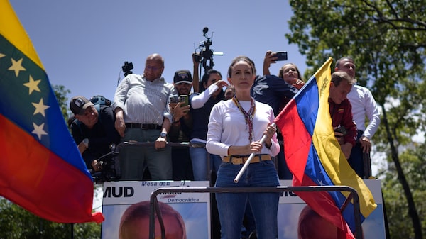 Machado y su Nobel de Paz: un premio que podría costarle caro al salir de Venezuela Machado y su Nobel de Paz: un premio que podría costarle caro al salir de Venezuela