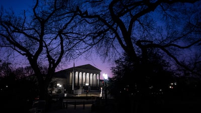 Corte Suprema de EE.UU. aplaza fallo sobre aranceles y deja a los mercados en vilo Corte Suprema de EE.UU. aplaza fallo sobre aranceles y deja a los mercados en vilo
