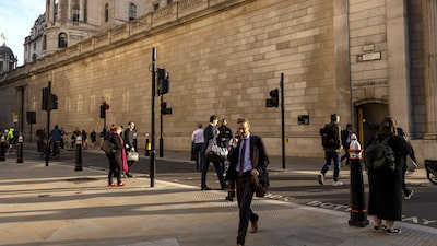 La Fed y el Banco de Inglaterra se mantienen cautelosos tras 100 días de guerra con Irán La Fed y el Banco de Inglaterra se mantienen cautelosos tras 100 días de guerra con Irán