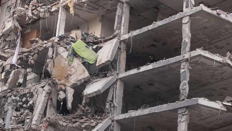 Contaminación de la guerra de EE.UU. e Israel contra Irán se extenderá y durará décadas Contaminación de la guerra de EE.UU. e Israel contra Irán se extenderá y durará décadas