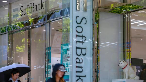SoftBank estuda emitir até US$ 20 bi para refinanciar aporte na OpenAI, dizem fontes SoftBank estuda emitir até US$ 20 bi para refinanciar aporte na OpenAI, dizem fontes