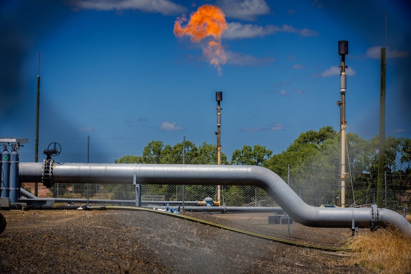 London-based Anglo is curbing some of the most problematic emissions from this mine and two others by capturing methane—a greenhouse gas far more potent than carbon dioxide London-based Anglo is curbing some of the most problematic emissions from this mine and two others by capturing methane—a greenhouse gas far more potent than carbon dioxide