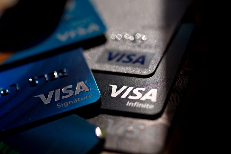 Visa es la red de pago más grande de Estados Unidos y recauda unos US$7.000 millones en comisiones anuales. Visa es la red de pago más grande de Estados Unidos y recauda unos US$7.000 millones en comisiones anuales.