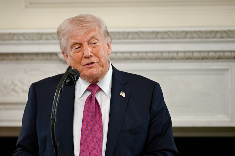 Bolsas americanas sobem após Trump estender prazo de cessar-fogo entre Estados Unidos e Irã Bolsas americanas sobem após Trump estender prazo de cessar-fogo entre Estados Unidos e Irã