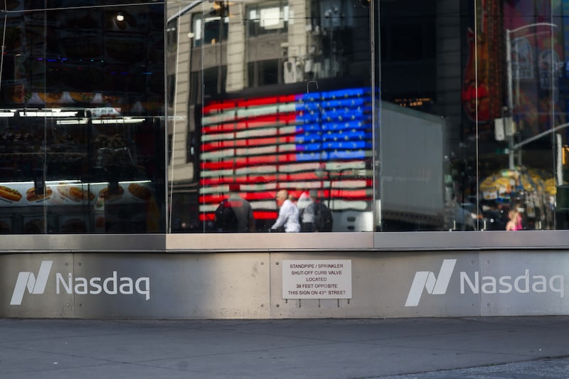 Attovia Therapeutics Inc. IPO At The Nasdaq MarketSite Attovia Therapeutics Inc. IPO At The Nasdaq MarketSite