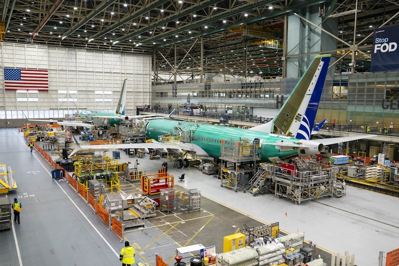 Aviones de Boeing Co. en la planta de fabricación de la compañía en Renton, Washington. Fotógrafo: David Ryder/Bloomberg. Aviones de Boeing Co. en la planta de fabricación de la compañía en Renton, Washington. Fotógrafo: David Ryder/Bloomberg.