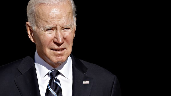 Biden no puede pagar todo solo con impuestos a los más ricos Biden no puede pagar todo solo con impuestos a los más ricos