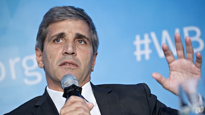 Bonos argentinos operan en rojo pese a “buena señal” que dejó el repo del BCRA Bonos argentinos operan en rojo pese a “buena señal” que dejó el repo del BCRA