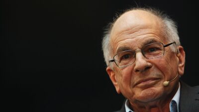 Daniel Kahneman, psicólogo que revolucionou a economia, morre aos 90 anos Daniel Kahneman, psicólogo que revolucionou a economia, morre aos 90 anos