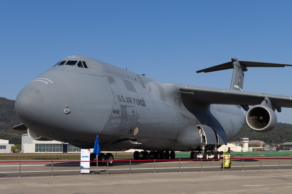 Un avión C%M Galaxy de Estados Unidos Un avión C%M Galaxy de Estados Unidos
