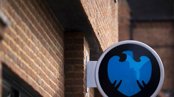 Barclays busca recortar US$1.300 millones en costes, según Reuters Barclays busca recortar US$1.300 millones en costes, según Reuters