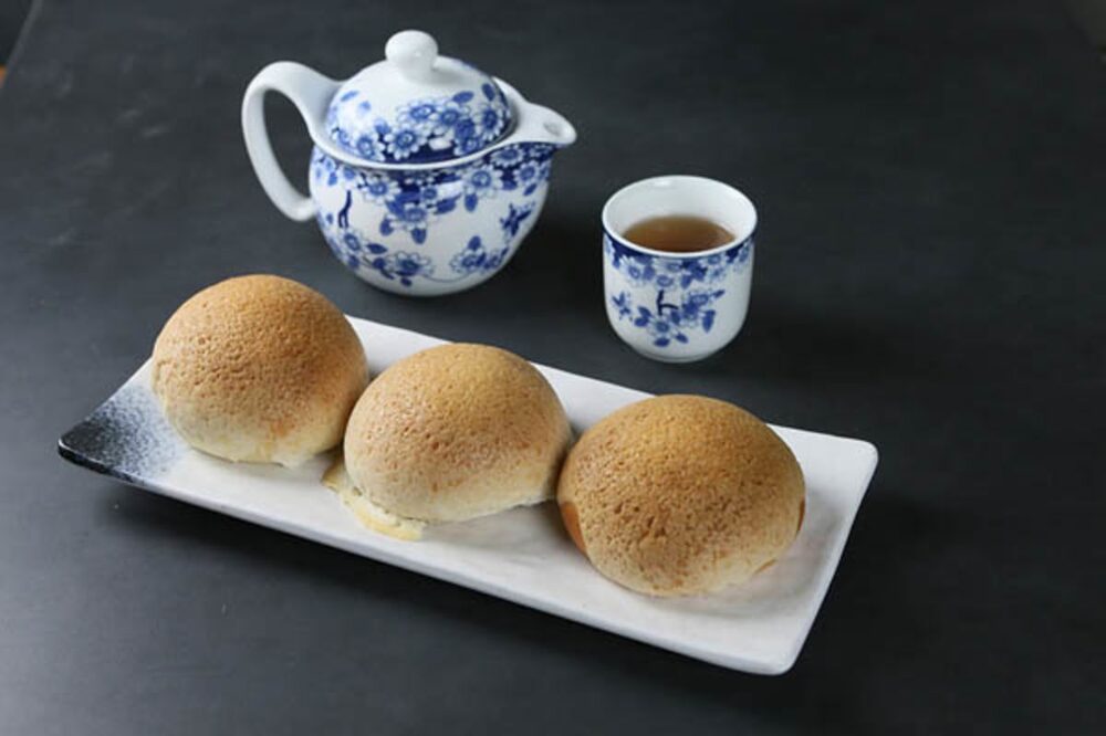 Baked BBQ pork buns at Bao in the Mission. Baked BBQ pork buns at Bao in the Mission.