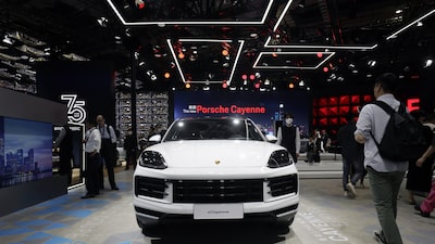 Las ventas de Porsche sufren su mayor caída en 16 años por la débil demanda de eléctricos Las ventas de Porsche sufren su mayor caída en 16 años por la débil demanda de eléctricos