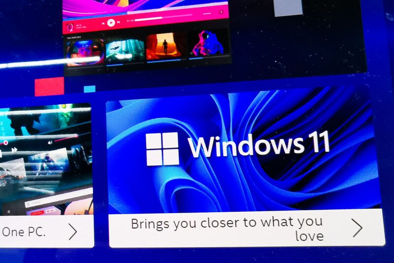 El logotipo de Windows 11 se ve en la pantalla de un ordenador portátil en una tienda de un centro comercial de Cracovia, Polonia, el 11 de enero de 2023. (Foto de Beata Zawrzel/NurPhoto a través de Getty Images) El logotipo de Windows 11 se ve en la pantalla de un ordenador portátil en una tienda de un centro comercial de Cracovia, Polonia, el 11 de enero de 2023. (Foto de Beata Zawrzel/NurPhoto a través de Getty Images)