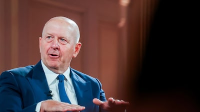 CEO de Goldman dice que la IA podría frenar el marcado aumento de ingenieros en bancos CEO de Goldman dice que la IA podría frenar el marcado aumento de ingenieros en bancos