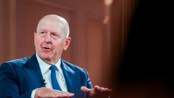 CEO de Goldman dice que la IA podría frenar el marcado aumento de ingenieros en bancos CEO de Goldman dice que la IA podría frenar el marcado aumento de ingenieros en bancos