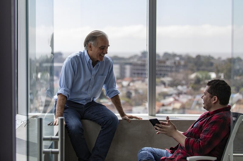 CEO do Brubank, Juan Bruchou, à esquerda, e o diretor de tecnologia, Pablo Sánchez CEO do Brubank, Juan Bruchou, à esquerda, e o diretor de tecnologia, Pablo Sánchez